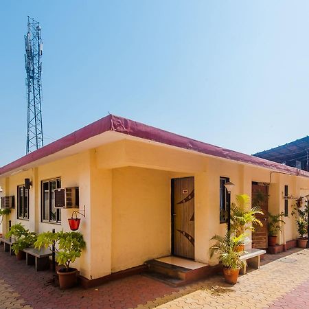 Hotel Nest Inn Residency Bhiwandi Esterno foto