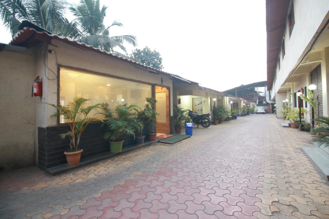 Hotel Nest Inn Residency Bhiwandi Esterno foto
