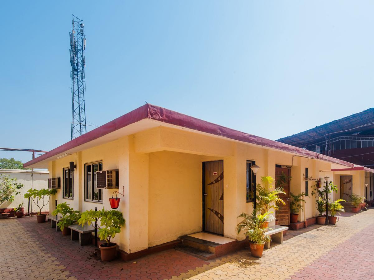 Hotel Nest Inn Residency Bhiwandi Esterno foto